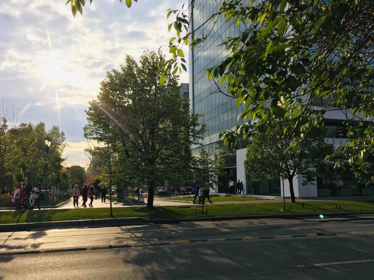 Center Unirii Square Private With View - Shared Amenities * בוקרשט