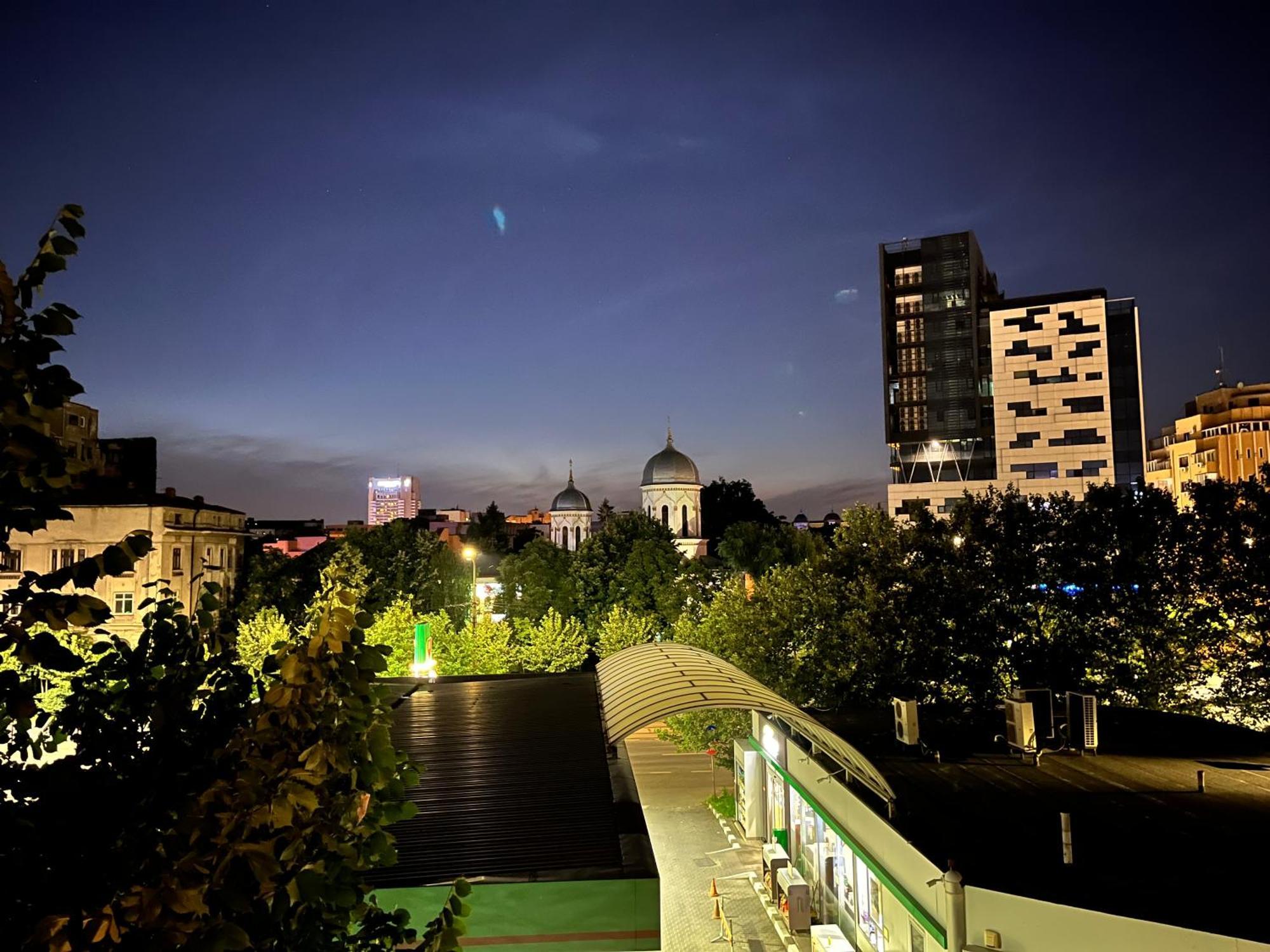 בית אירוח Center Unirii Square Private With View - Shared Amenities *