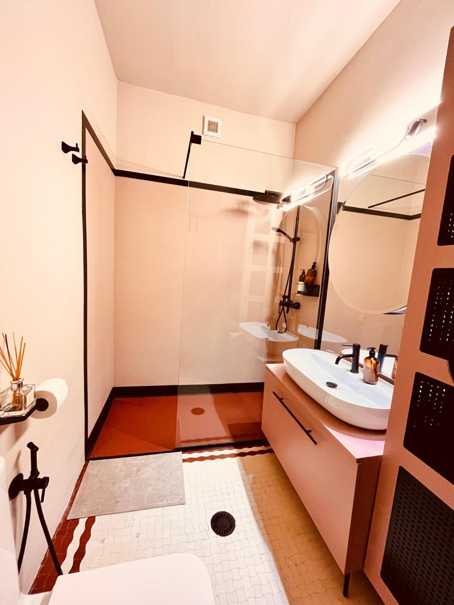 Center Unirii Square Private With View - Shared Amenities Privatunterkunft *